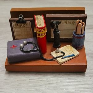 Business card holder